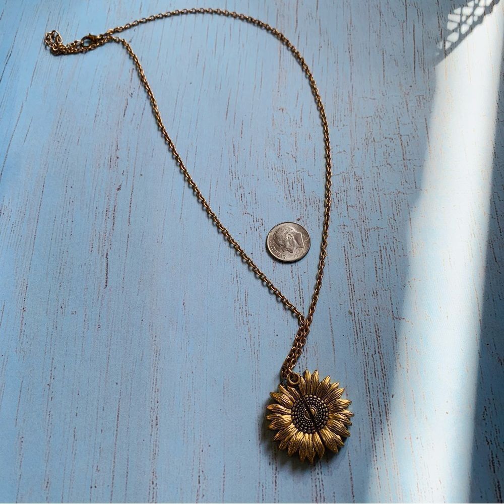 Gold You Are My Sunshine Sunflower Necklace‎
